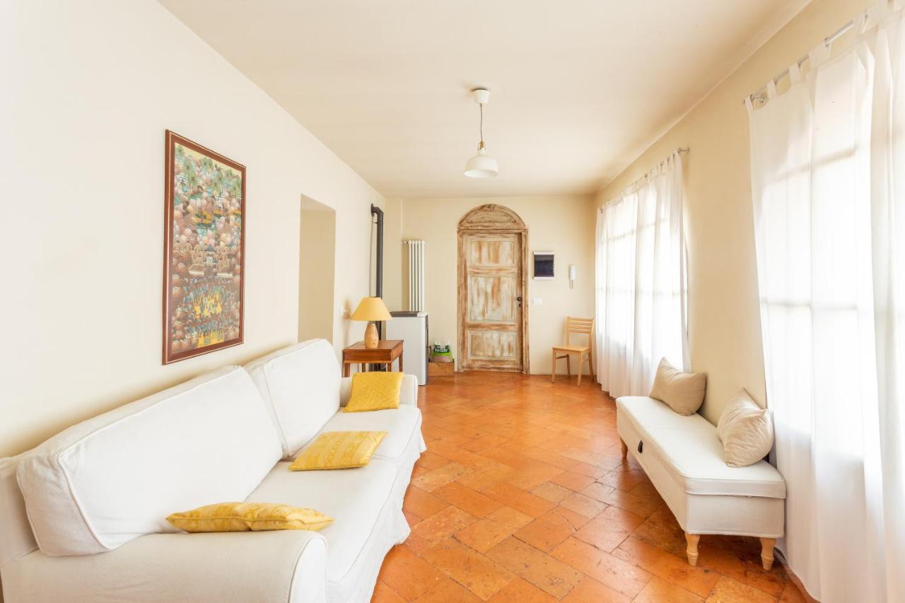 Apartamento Palazzo Mia By Icasamia It Castello Cabiaglio Exterior foto