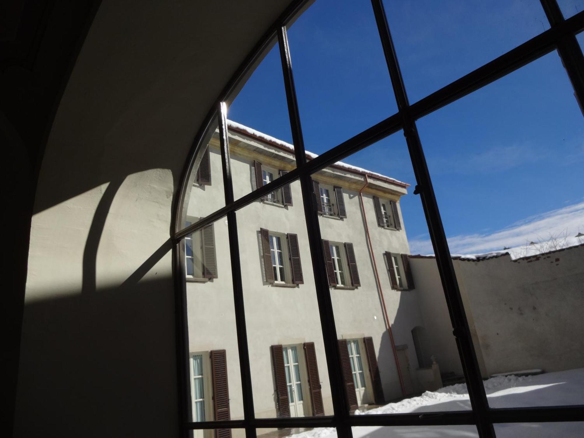 Apartamento Palazzo Mia By Icasamia It Castello Cabiaglio Habitación foto