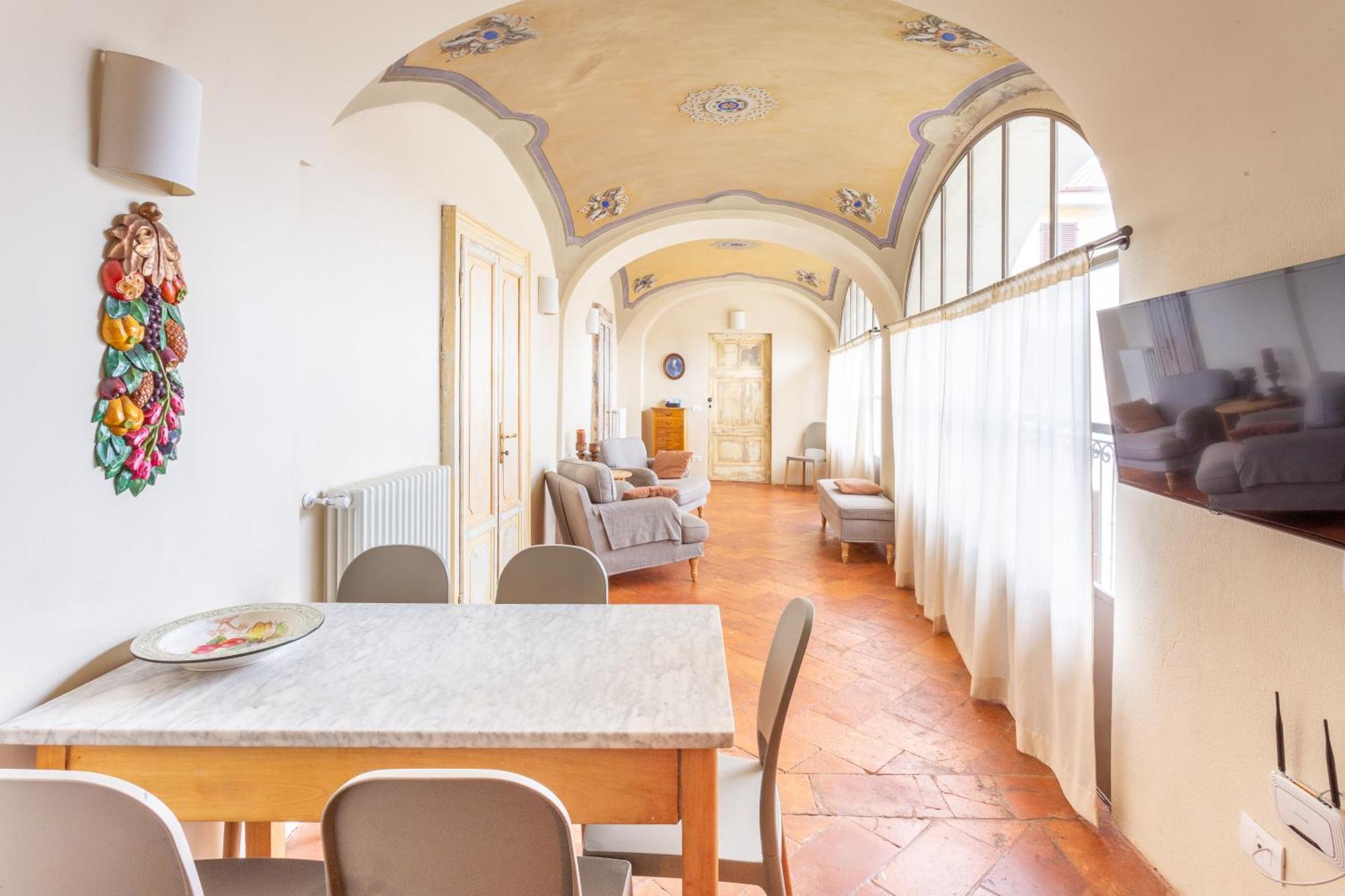 Apartamento Palazzo Mia By Icasamia It Castello Cabiaglio Habitación foto