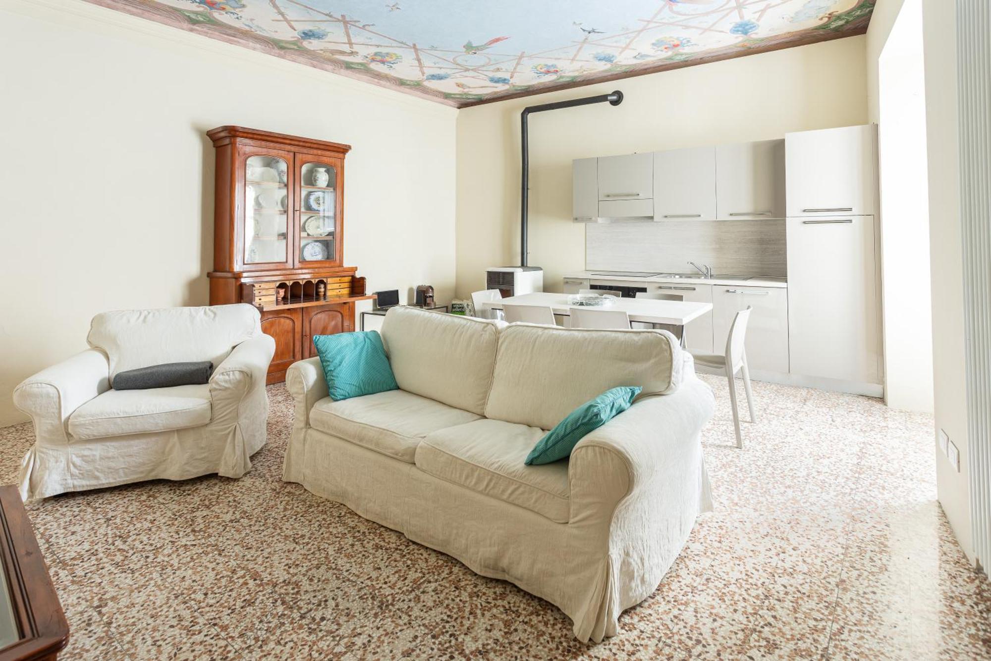 Apartamento Palazzo Mia By Icasamia It Castello Cabiaglio Habitación foto
